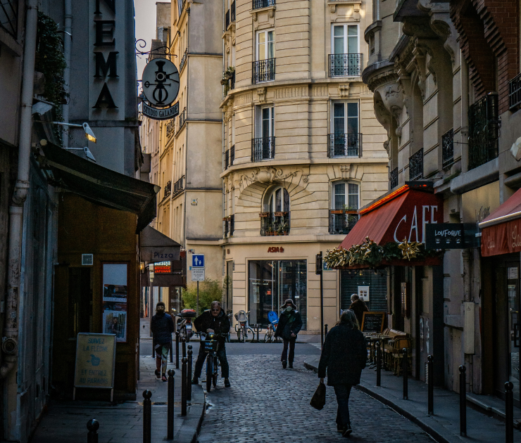 Bonjour, Paris