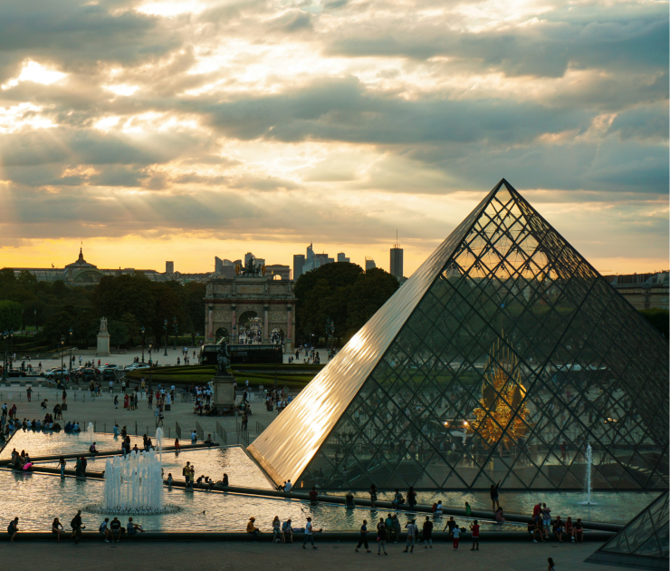 Louvre & Vinhos
